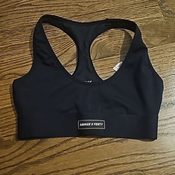 NWOT Savage X Fenty Sports Bra - Picture 1 of 3
